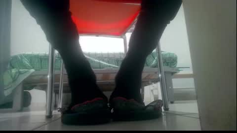 Snapshot of ssenzo chatting on February 19, 10:09 pm ssenzo online show from February 19, 10:09 pm