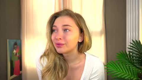 Snapshot of sssecretgirlfriend chatting on September 16, 5:30 am Kate online show from September 16, 5:30 am
