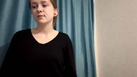 Emily online show from February 21, 6:20 pm