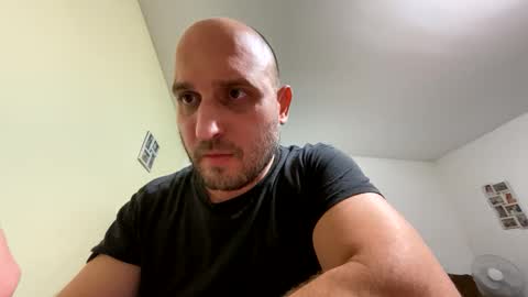 Snapshot of sta13 chatting on October 20, 10:10 pm sta13 online show from October 20, 10:10 pm