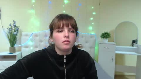 Snapshot of staceylex chatting on January 15, 6:54 am Stacey online show from January 15, 6:54 am