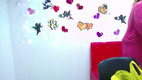 Snapshot of staceylex chatting on February 9, 4:07 pm Stacey online show from February 9, 4:07 pm