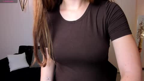 Stacy Woods online show from December 2, 10:28 am