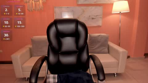 Stacy Woods online show from December 18, 5:21 pm