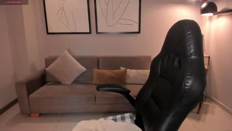 Stacy Woods online show from January 15, 1:31 pm