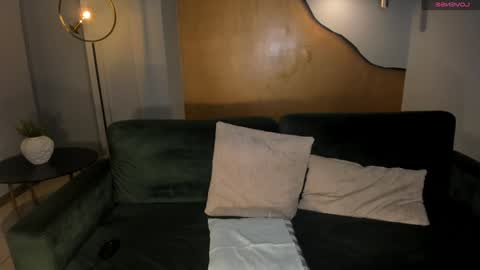 Stacy Woods online show from January 17, 10:33 am