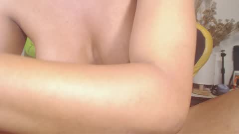 Snapshot of stacy_cummer chatting on November 2, 10:17 am stacy_cummer online show from November 2, 10:17 am