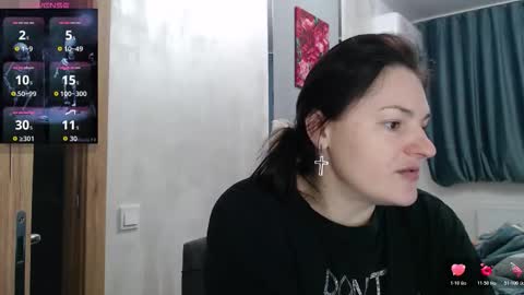 STACY online show from October 31, 4:52 pm