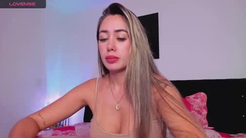 Snapshot of stacy_malibu1 chatting on March 12, 11:22 pm TWstacymalibu110 online show from March 12, 11:22 pm