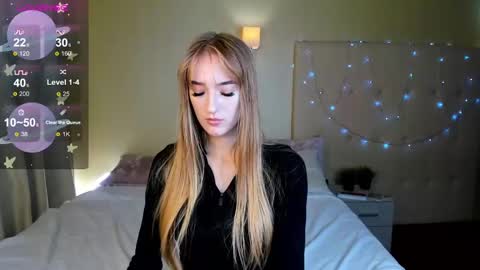 Stacy Mon Tue Wed Thu Fri Sun GMT GMT 3 1000am - 0400pm  online show from December 7, 8:00 am