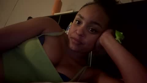 Snapshot of stacysquirtle chatting on October 26, 6:52 am stacysquirtle online show from October 26, 6:52 am
