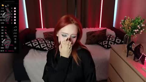 Snapshot of stagedjudging chatting on October 8, 6:22 am stagedjudging online show from October 8, 6:22 am