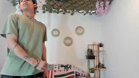 Snapshot of stallionhott chatting on November 3, 2:40 pm stallionhott online show from November 3, 2:40 pm