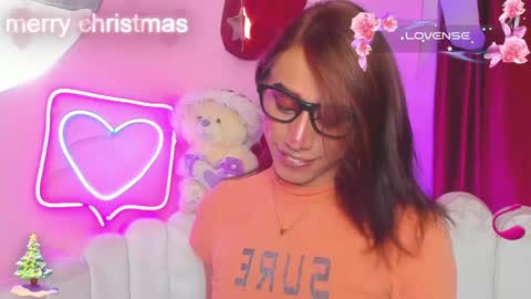 Snapshot of star_mor_ chatting on December 18, 4:20 am  estrellita online show from December 18, 4:20 am
