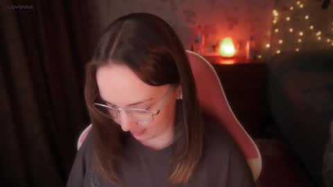 Alice online show from December 19, 5:31 pm