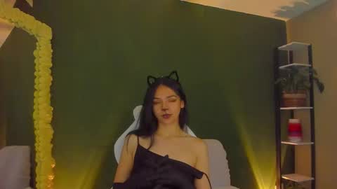 Snapshot of star_sub1 chatting on October 31, 8:54 pm star_sub1 online show from October 31, 8:54 pm