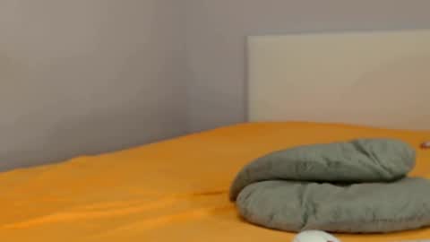 Snapshot of starfoxxxy1 chatting on February 17, 3:31 pm Your fav Misteress and lover online show from February 17, 3:31 pm