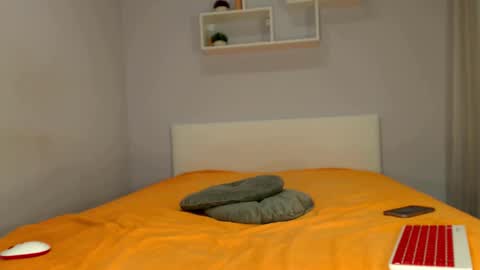 Snapshot of starfoxxxy1 chatting on November 23, 1:33 pm Your fav Misteress and lover online show from November 23, 1:33 pm