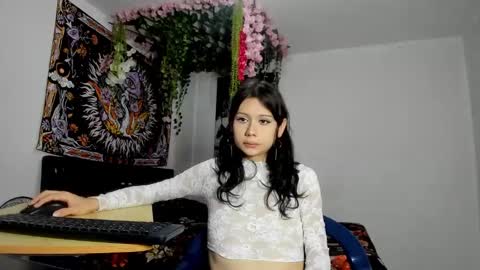 Snapshot of starmoonly chatting on February 22, 8:31 pm starmoonly online show from February 22, 8:31 pm