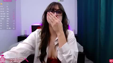 Snapshot of starpeanut chatting on November 30, 11:09 pm Mino . online show from November 30, 11:09 pm