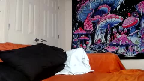 Snapshot of starvega1313 chatting on March 12, 6:29 am Star Vega online show from March 12, 6:29 am