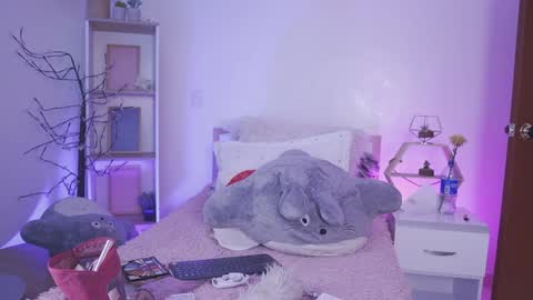 Yoko online show from December 19, 6:48 pm