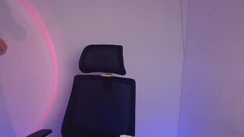 Snapshot of stasy_milk chatting on January 5, 9:37 am Stasy online show from January 5, 9:37 am