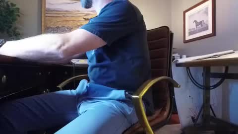 Snapshot of steelman1111474258 chatting on December 2, 3:34 am steelman1111474258 online show from December 2, 3:34 am