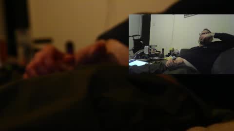 Mikee online show from December 15, 5:31 pm