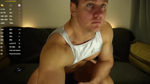 Steeve online show from December 2, 2:39 am