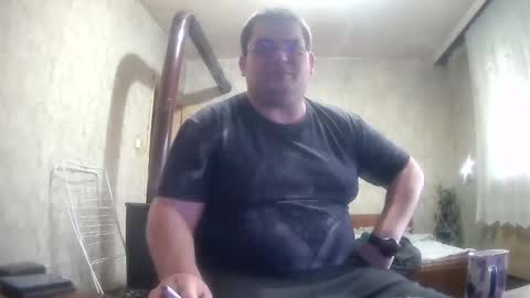 Snapshot of stefan90pt chatting on November 28, 11:24 am Stefan online show from November 28, 11:24 am