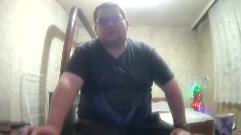 Snapshot of stefan90pt chatting on November 29, 3:04 pm Stefan online show from November 29, 3:04 pm