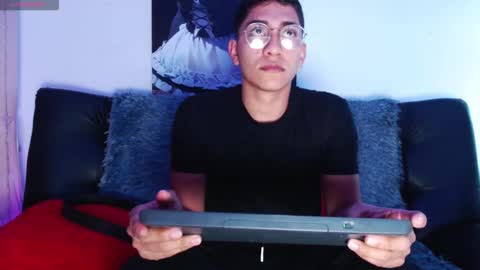 Snapshot of stefanford_ chatting on November 20, 8:30 pm StefanFord online show from November 20, 8:30 pm