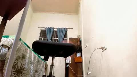 Snapshot of stefaniatsxxx chatting on November 17, 12:11 pm stefania online show from November 17, 12:11 pm