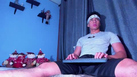 Stefann Salvatore online show from January 7, 5:43 am