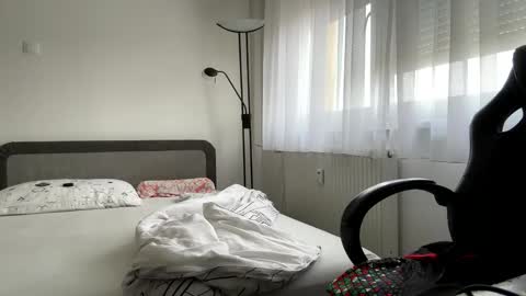 stefanomorelli online show from October 14, 8:48 am