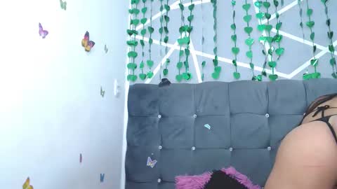 Snapshot of stefanvix202 chatting on March 6, 6:19 am Stefan online show from March 6, 6:19 am