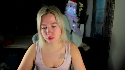 Stefany online show from January 19, 4:27 am