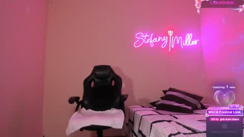 stefany online show from January 9, 1:02 pm