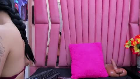 stefanysweett online show from February 24, 8:29 pm