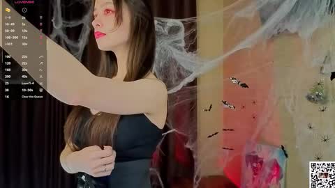 Becky steff online show from October 31, 8:21 pm