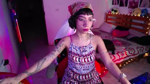 Snapshot of stefh420 chatting on November 1, 8:38 am   online show from November 1, 8:38 am