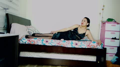 Zuly online show from December 4, 6:55 am