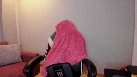 Stefany Bratz online show from February 5, 2:27 am