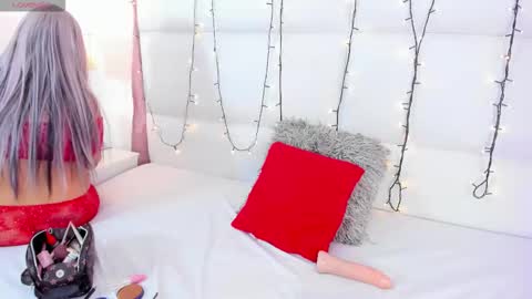 Stefy online show from March 4, 3:40 pm