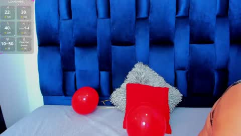 Stefy online show from April 18, 1:26 pm