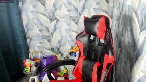 Snapshot of stella_leex chatting on October 23, 2:11 am Stella online show from October 23, 2:11 am