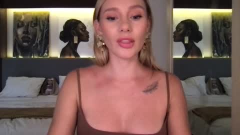 Stella online show from September 11, 8:14 am