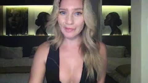 Stella online show from September 30, 12:54 pm