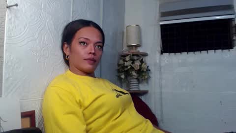 stella online show from February 6, 5:40 pm